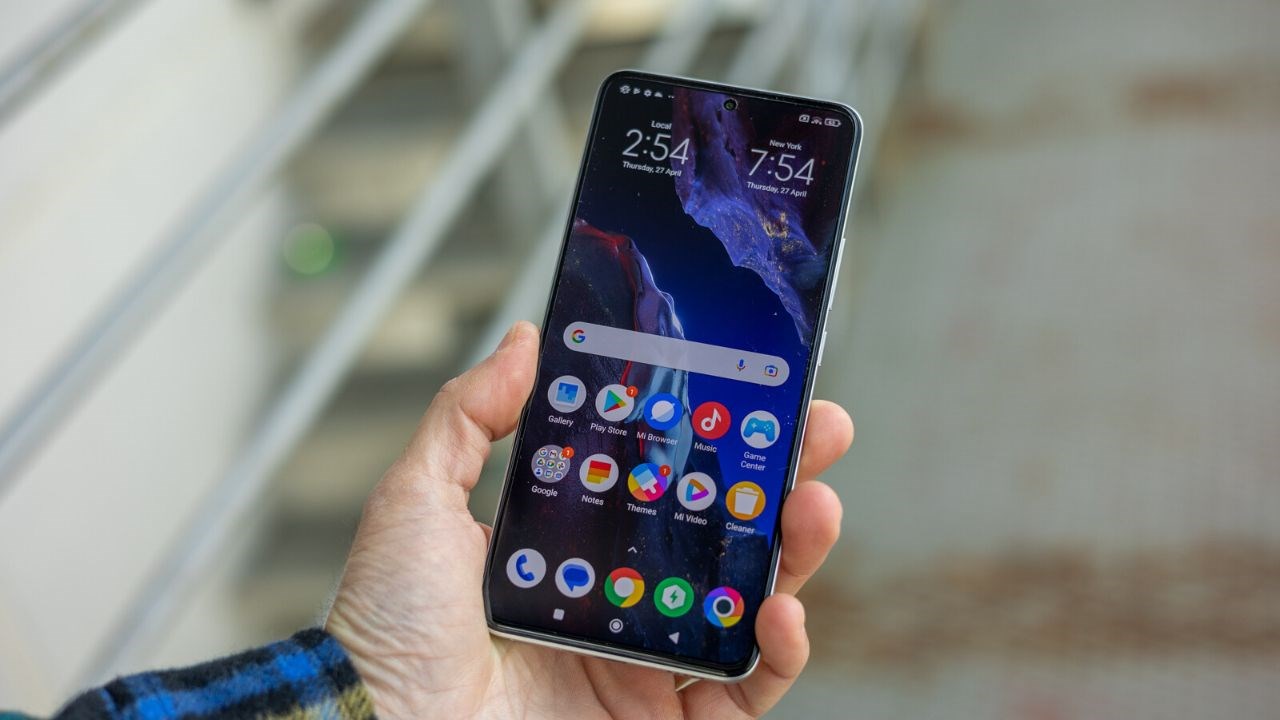Redmi K70 Ultra có thể sẽ được trang bị màn hình với độ phân giải cao 