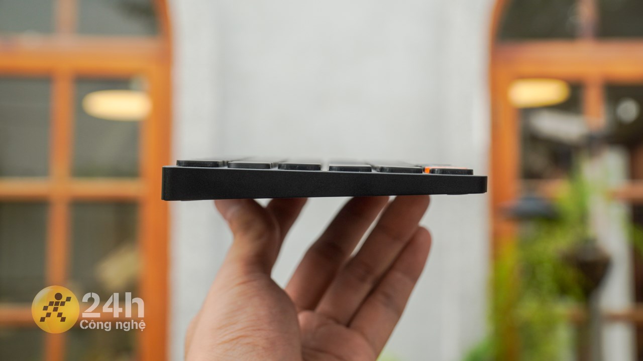 Hyperwork HyperOne Gen 2 có độ mỏng ấn tượng. Hyperwork HyperOne Gen 2 có độ mỏng ấn tượng.