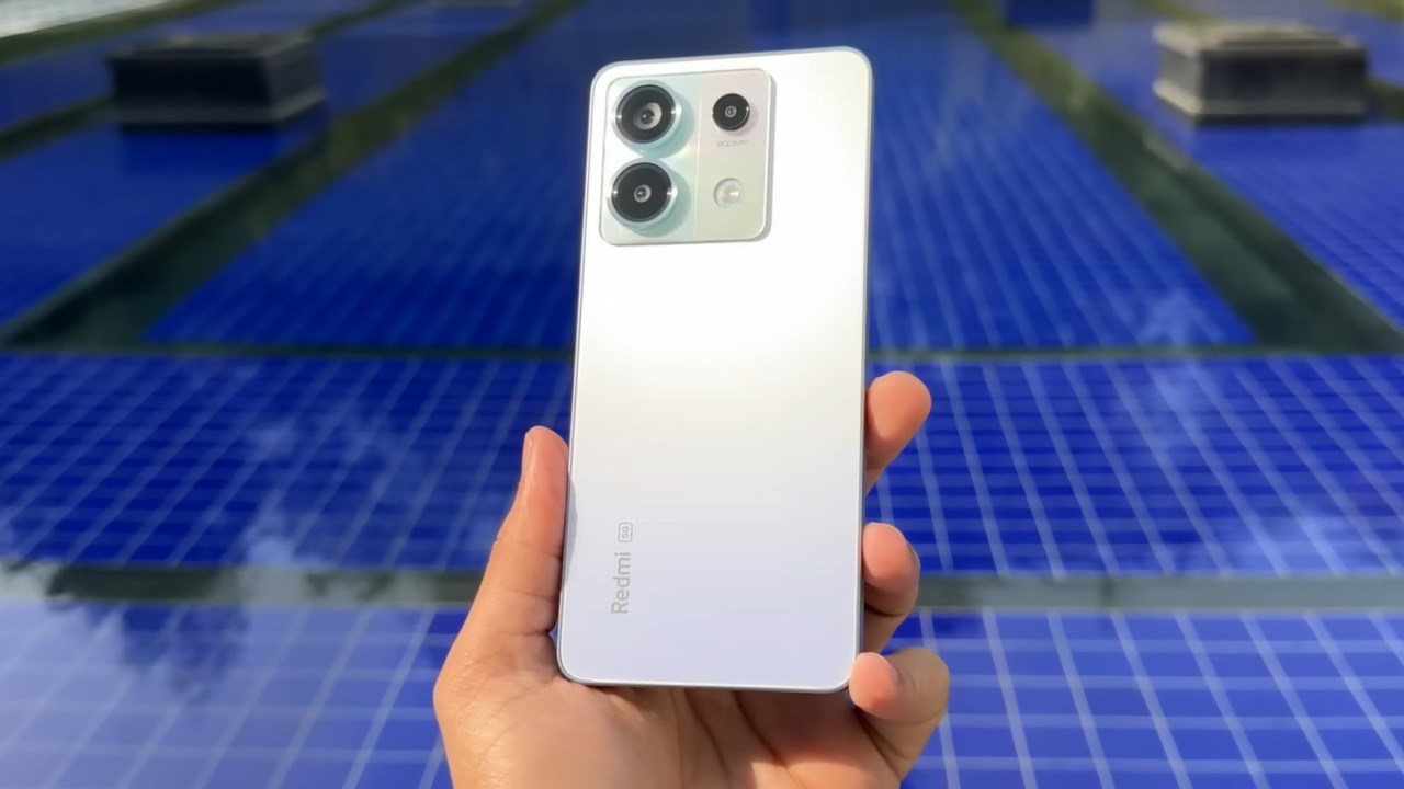 Redmi Note 13 Pro 5G bản quốc tế vẫn nổi bật với ngoại hình đẹp, khung viền vuông vắn Redmi Note 13 Pro 5G bản quốc tế vẫn nổi bật với ngoại hình đẹp, khung viền vuông vắn