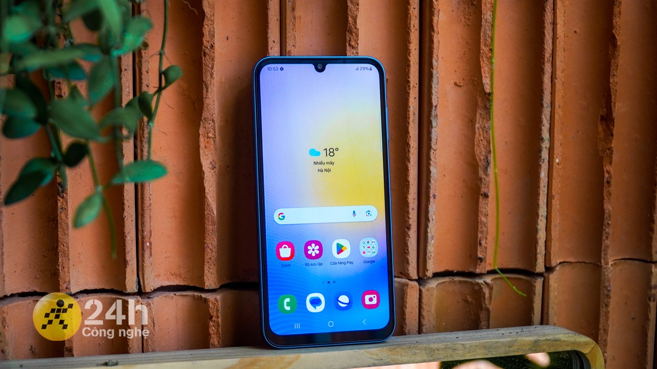 Galaxy A25 5G: Điện thoại Samsung ‘hoàn mỹ’ nhất dành tặng ba mẹ