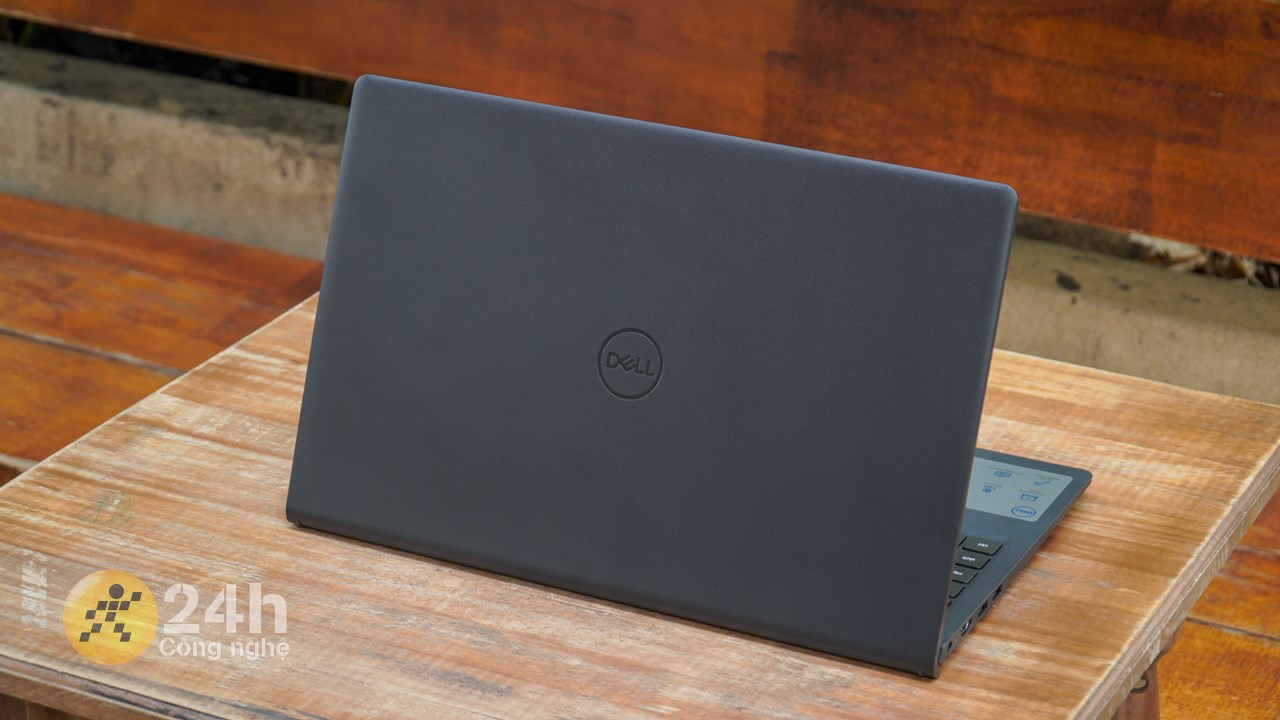 Dell Inspiron 15 3520