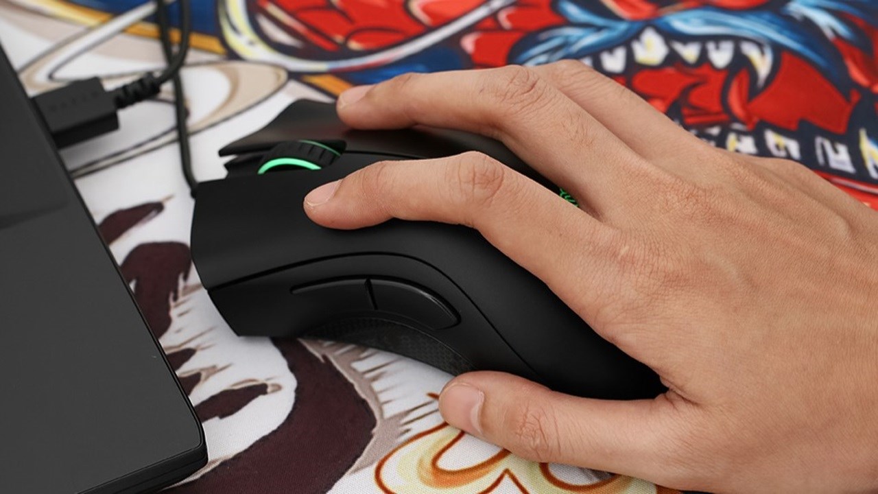 Razer DeathAdder Essential: Chuột máy tính chơi game chuyên nghiệp