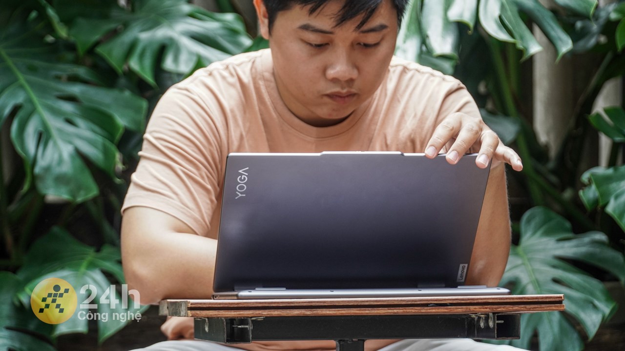 Dòng laptop cao cấp ai cũng mong muốn sở hữu - Lenovo Yoga