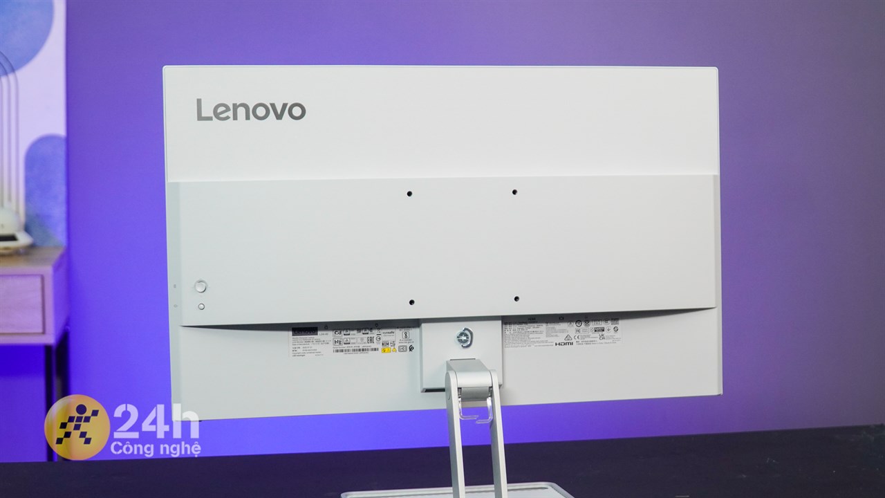 Lenovo L24i-40 còn có chất lượng hoàn thiện rất tốt. Lenovo L24i-40 còn có chất lượng hoàn thiện rất tốt.