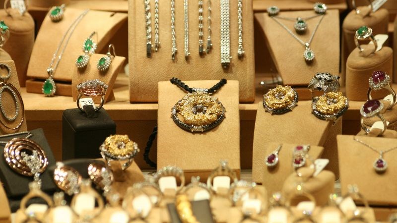 Trang sức được nhiều người mua tặng mẹ nhân ngày 8/3 Trang sức được nhiều người mua tặng mẹ nhân ngày 8/3