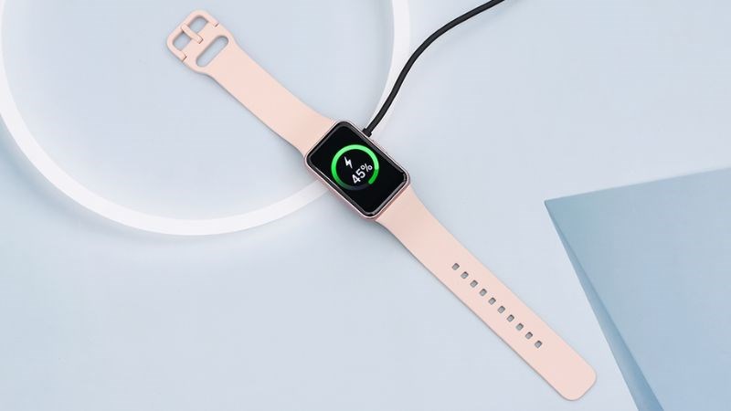 Galaxy Fit3 kháng nước, chống bụi đạt tiêu chuẩn IP68 ấn tượng