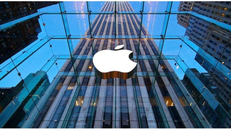 Apple thường xuyên ra mắt các thế hệ điện thoại iPhone mới mỗi năm Apple thường xuyên ra mắt các thế hệ điện thoại iPhone mới mỗi năm