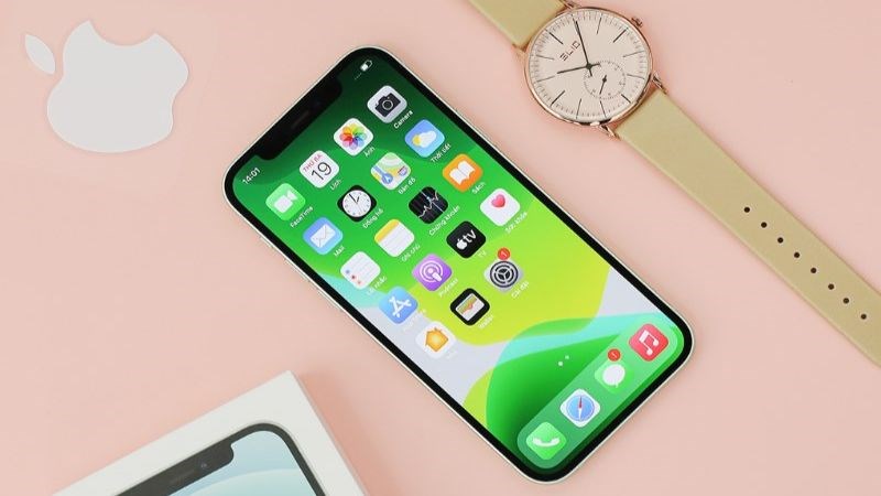 iPhone 12 có chip Apple A14 Bionic nên hiệu suất tăng lên 50%, xử lý đồ họa chuẩn hơn iPhone 12 có chip Apple A14 Bionic nên hiệu suất tăng lên 50%, xử lý đồ họa chuẩn hơn