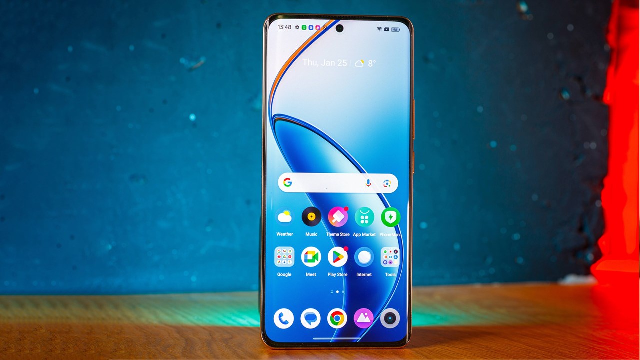 realme 12 Pro+ được trang bị RAM 12 GB và bộ nhớ trong 512 GB