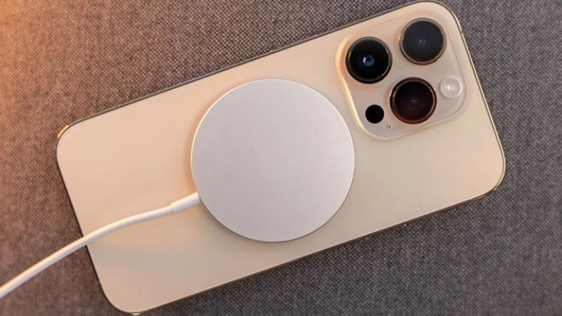 Sạc nhanh Sạc nhanh iPhone 14 rút ngắn thời gian sạc đầy pin