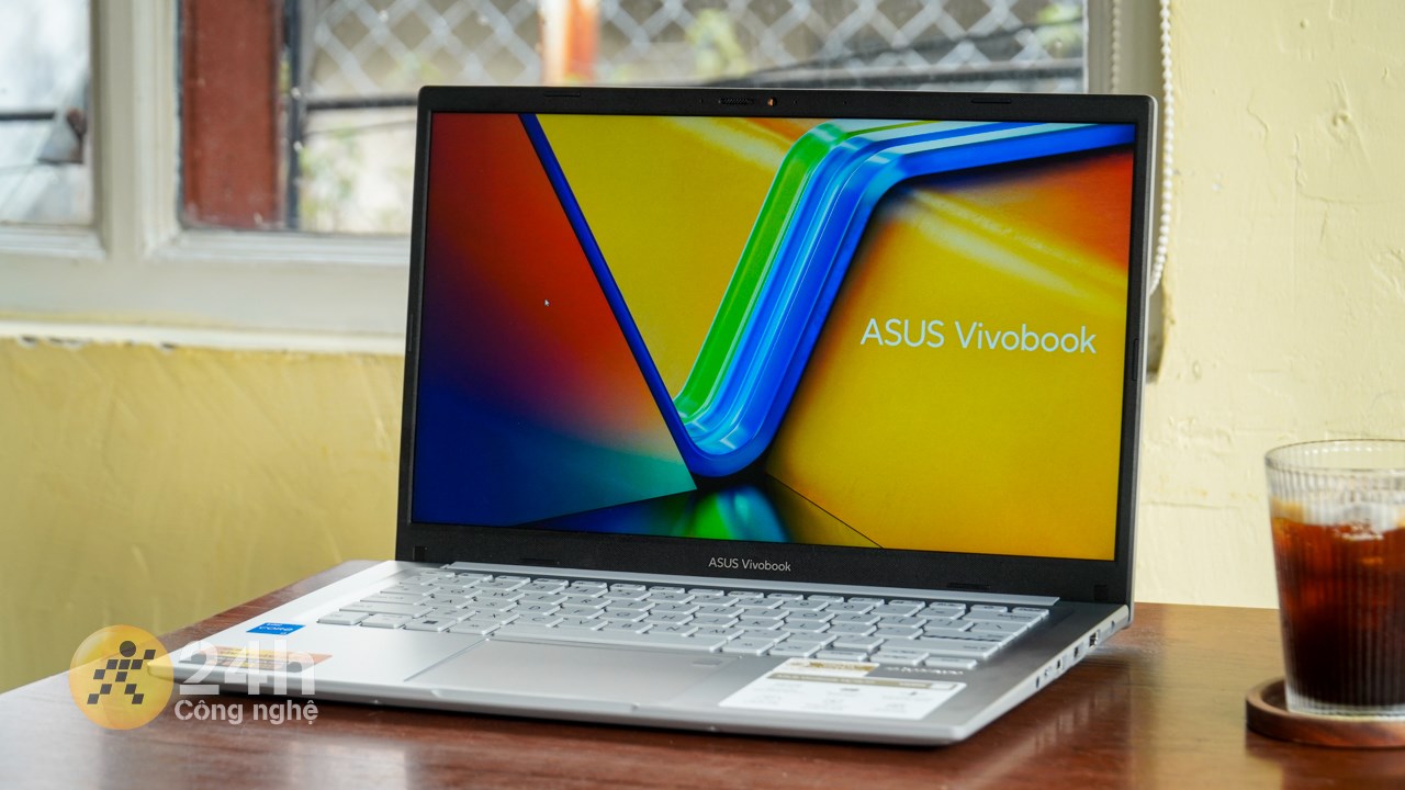 ASUS Vivobook X1404ZA được trang bị màn hình rộng 15.6 inch, độ phân giải Full HD ASUS Vivobook X1404ZA được trang bị màn hình rộng 15.6 inch, độ phân giải Full HD