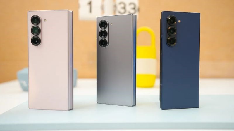 3 phiên bản: Xám Metal, Hồng Rosé, Xanh Navy trên Z Fold6 3 phiên bản: Xám Metal, Hồng Rosé, Xanh Navy trên Z Fold6