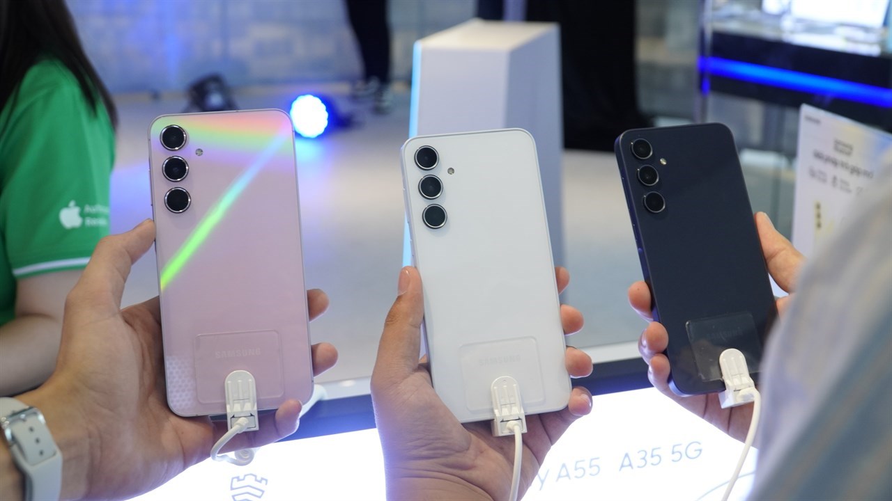 Các tuỳ chọn màu sắc mới trên Galaxy A35 5G và Galaxy A55 5G Các tuỳ chọn màu sắc mới trên Galaxy A35 5G và Galaxy A55 5G