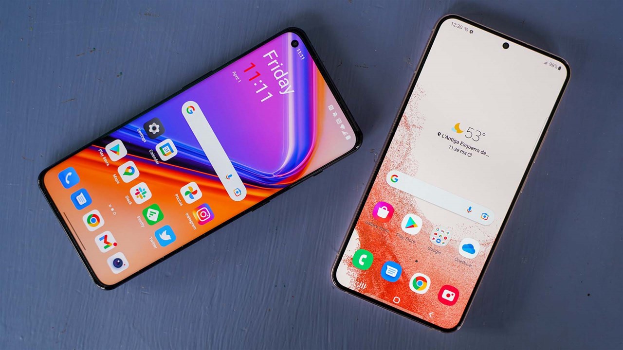 Mỗi hãng smartphone sẽ lựa chọn màn hình OLED của các hãng sản xuất khác nhau Mỗi hãng smartphone sẽ lựa chọn màn hình OLED của các hãng sản xuất khác nhau