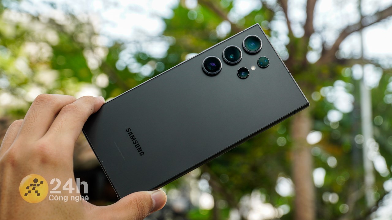 Galaxy S24 Ultra 5G: Điện thoại có camera 200 MP, quá đáng mua! Galaxy S24 Ultra 5G: Điện thoại có camera 200 MP, quá đáng mua!