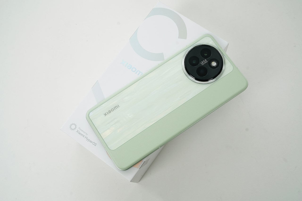 Mình mong Xiaomi CIVI 5 Pro sẽ có thiết kế tương tự như Xiaomi CIVI 4 Pro. Nguồn: Weibo.. Mình mong Xiaomi CIVI 5 Pro sẽ có thiết kế tương tự như Xiaomi CIVI 4 Pro. Nguồn: Weibo..