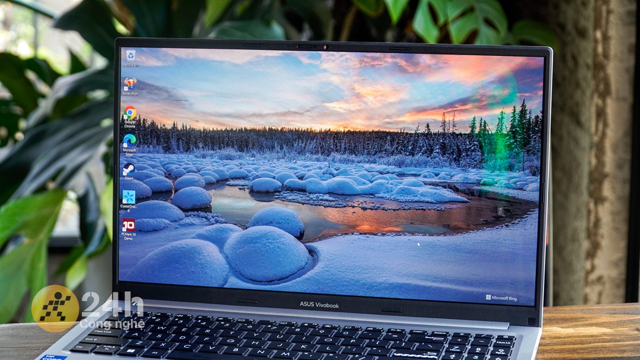ASUS Vivobook 15 OLED A1505ZA được trang bị màn hình OLED sắc nét. ASUS Vivobook 15 OLED A1505ZA được trang bị màn hình OLED sắc nét.