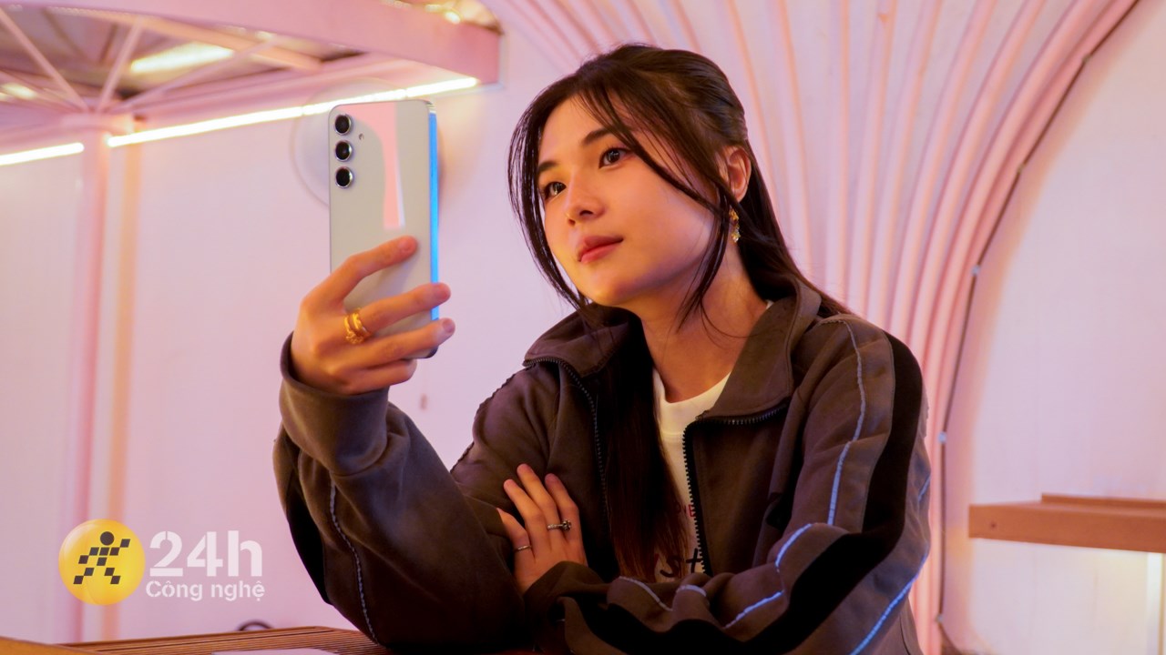 Điện thoại 10 triệu mà trải nghiệm như ngỡ là flagship chỉ có thể là Galaxy A55 5G Điện thoại 10 triệu mà trải nghiệm như ngỡ là flagship chỉ có thể là Galaxy A55 5G