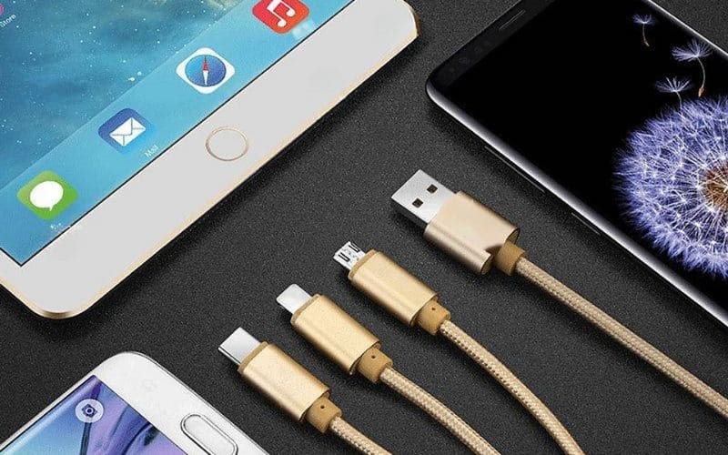 Máy tính bảng cũng được tích hợp USB Type C vô cùng linh hoạt