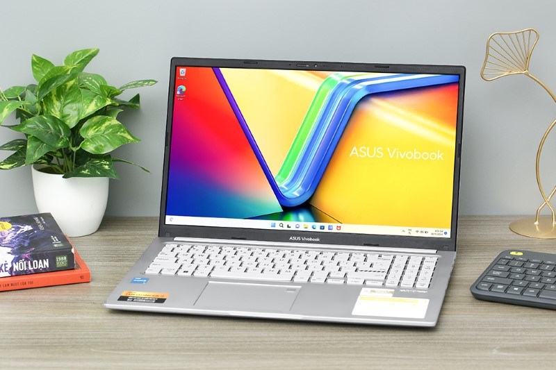 Asus Vivobook 15 X1504ZA i3 1215U (NJ102W) Asus Vivobook 15 X1504ZA i3 1215U (NJ102W)