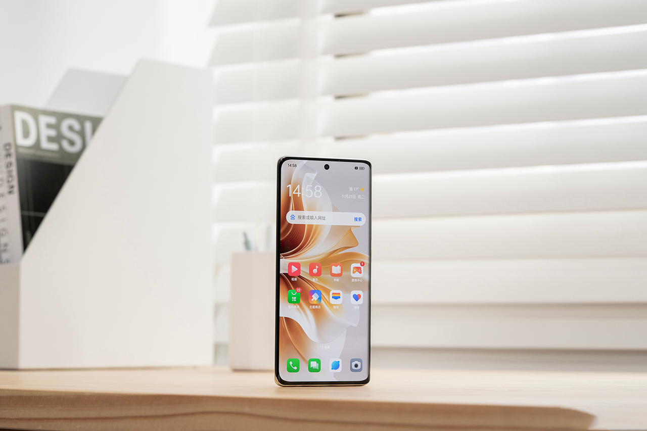 OPPO Reno11 Pro sở hữu màn hình có chất lượng hiển thị tuyệt vời