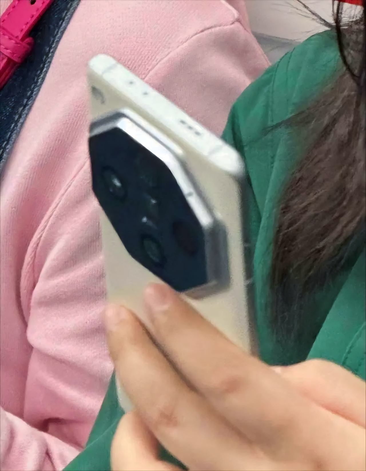 OPPO Find X7 Pro dự kiến sẽ có nâng cấp lớn về hệ thống camera OPPO Find X7 Pro dự kiến sẽ có nâng cấp lớn về hệ thống camera