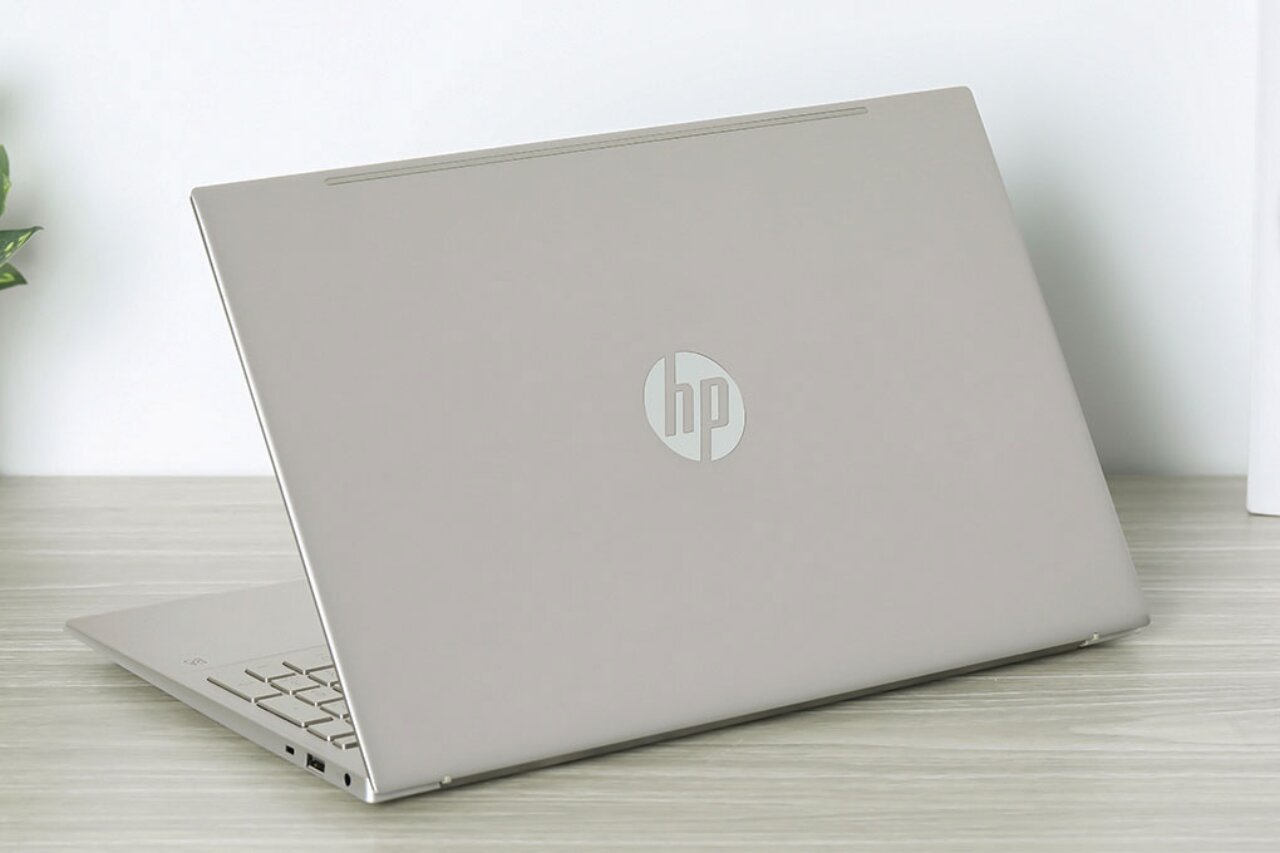 Laptop HP Pavilion 15 eg2081TU i5 1240P/16GB/512GB/Win11 (7C0Q4PA) 