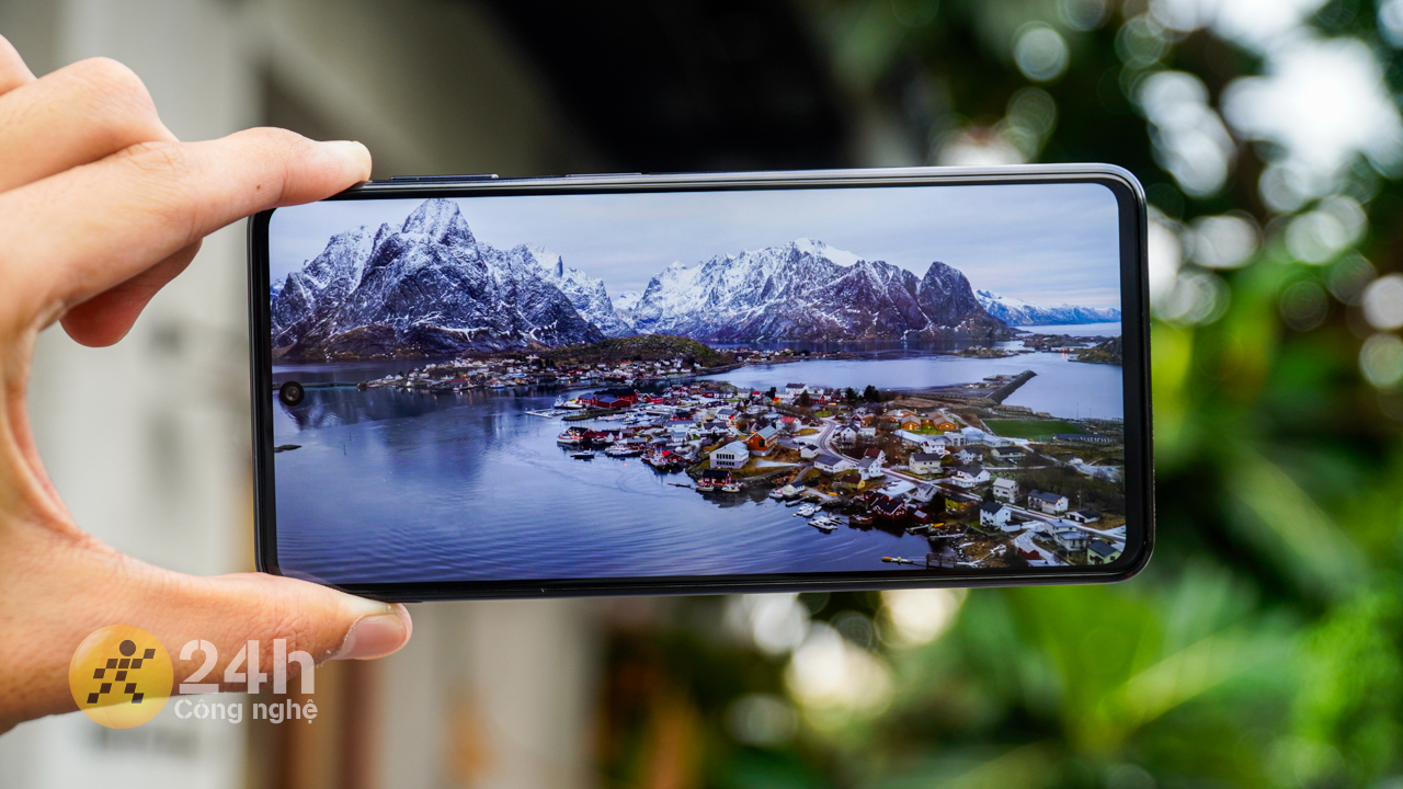 Chất lượng hiển thị cũng là điểm cộng của Galaxy M54 5G.
