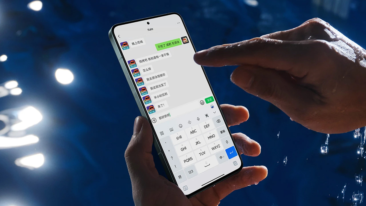 Redmi K70 được trang bị màn hình OLED rộng 6.67 inch với độ phân giải 2K sắc nét Redmi K70 được trang bị màn hình OLED rộng 6.67 inch với độ phân giải 2K sắc nét