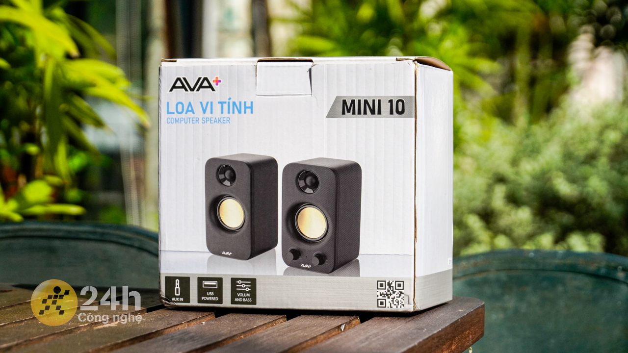 Hộp đựng loa AVA+ Mini 10 được thiết kế  theo dạng hình hộp chữ nhật