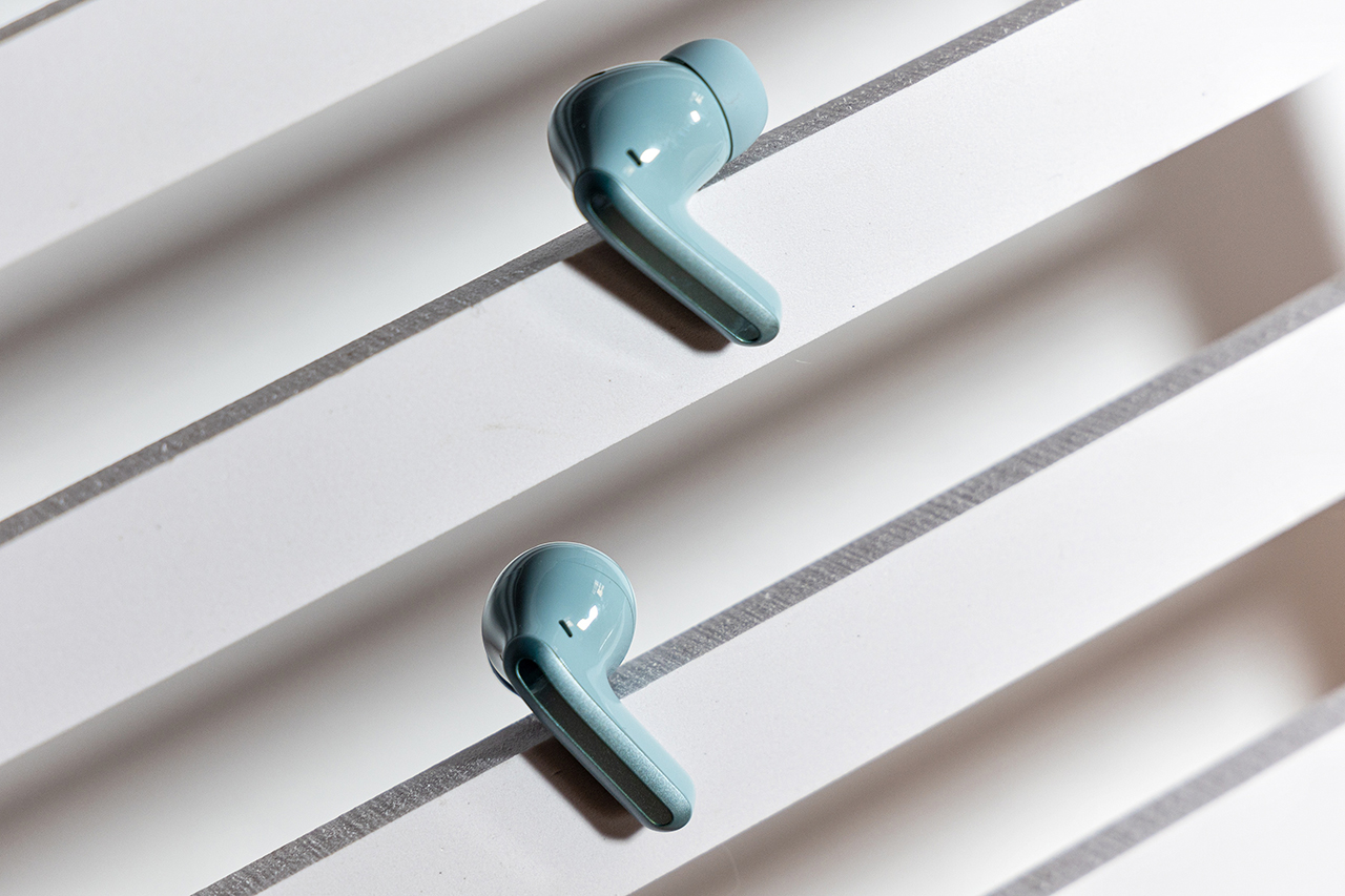 Redmi Buds 5 Pro được thiết kế theo dạng in-ear thường thấy trên thị trường hiện nay.