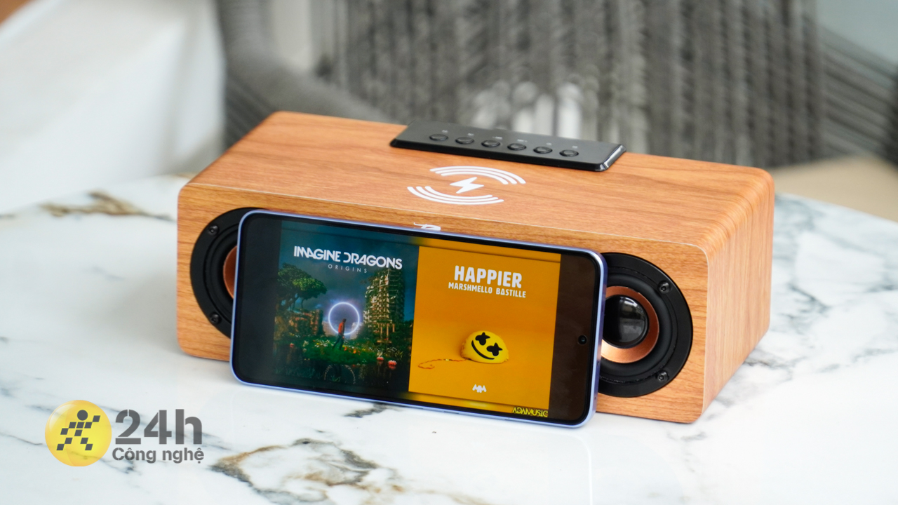 Rezo Wooden Box được tích hợp Bluetooth 5.2 và hỗ trợ kết nối hai loa Rezo Wooden Box được tích hợp Bluetooth 5.2 và hỗ trợ kết nối hai loa