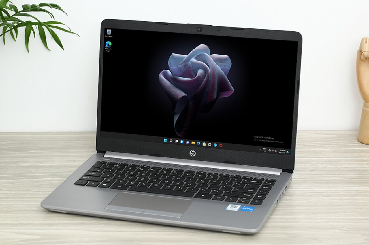 Laptop HP 240 G8 i3 1115G4/8GB/256GB/Win11 (6L1A1PA) 