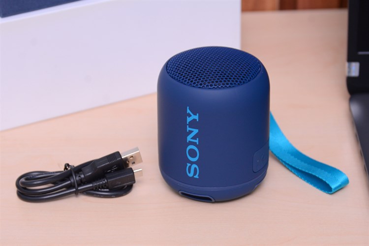 Loa Bluetooth Sony Extra Bass SRS-XB12 Màu Xanh dương nhạt