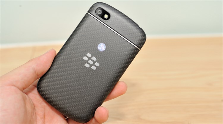 Điện thoại BlackBerry Q10