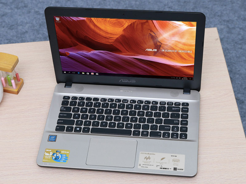 Thiết kế ÄÆ¡n giản, thanh lá»ch trên máy tÃnh vÄn phòng Asus X441MA
