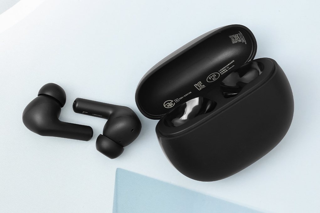 Combo Xiaomi cực tiết kiệm với Redmi 12 cùng Mi Band 8, tai nghe Buds 4 Active Combo Xiaomi cực tiết kiệm với Redmi 12 cùng Mi Band 8, tai nghe Buds 4 Active