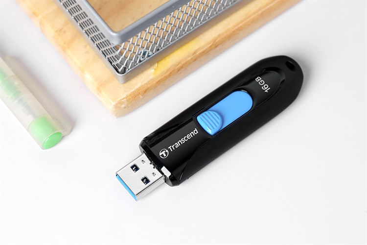 USB 3.1 16GB Transcend JetFlash 790 Màu Xanh đen