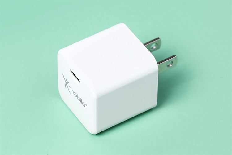 Adapter Sạc Type C PD GaN 30W Xmobile DS230 Màu Trắng
