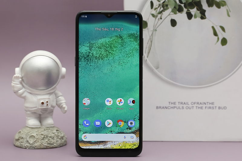 Sở hữu dung lượng pin khủng lên đến 5050 mAh có thể sử dụng cả ngày