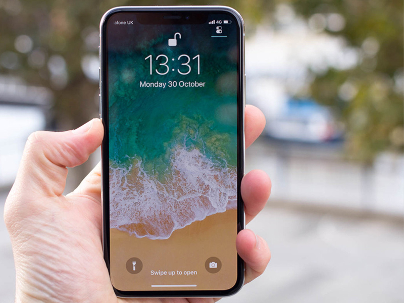 Thiết kế màn hình tai thỏ của iPhone X