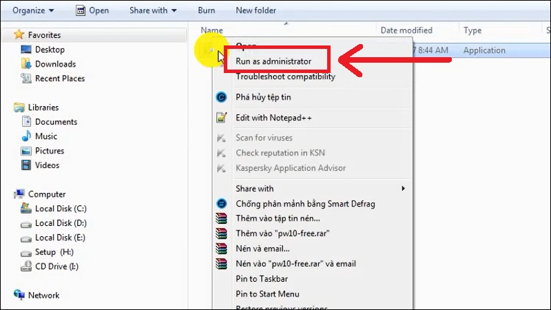 Chọn Run as administrator