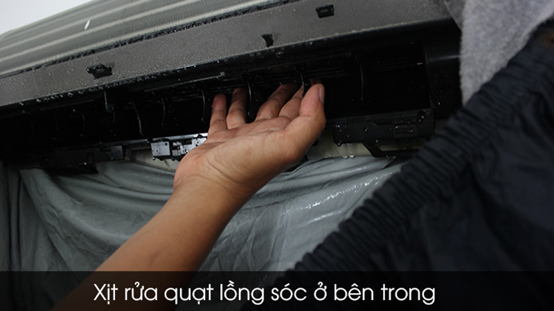 Quạt lồng sóc cũng cần phải vệ sinh