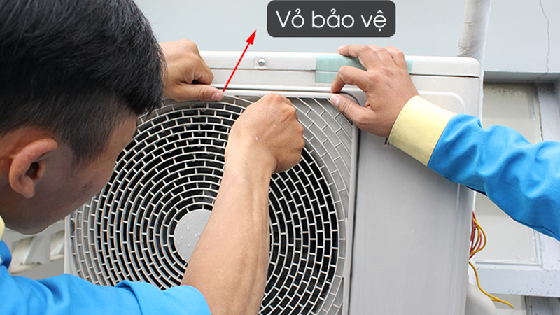 Tháo vỏ bảo vệ