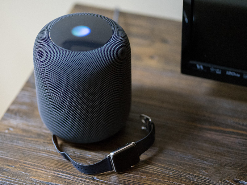 HomePod chỉ chấp nhận lệnh điều khiển giọng nói Siri