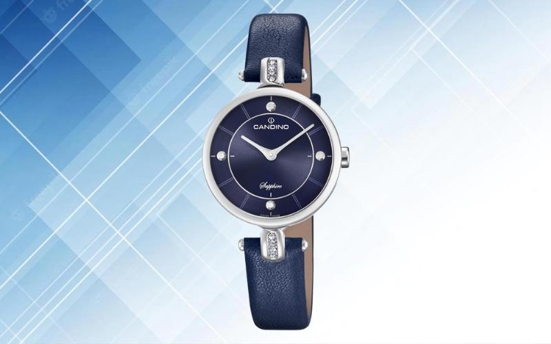 Khung đồng hồ được làm bằng thép không gỉ bền bỉ, chịu được va đập tốt