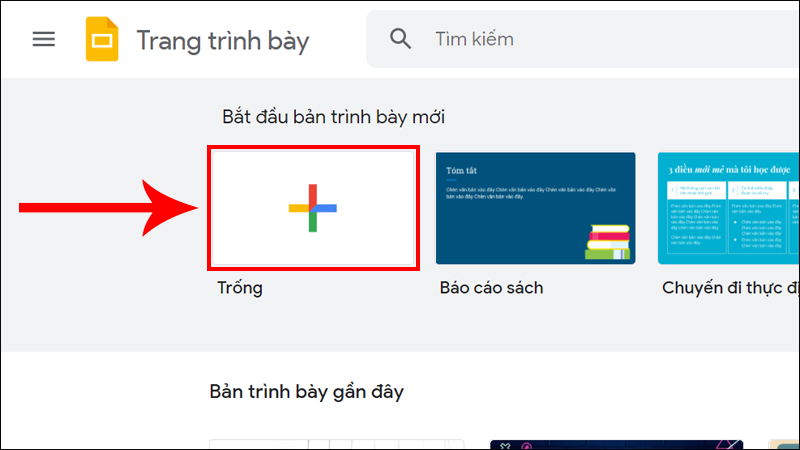 Nhấn vào Trống để tạo slide mới