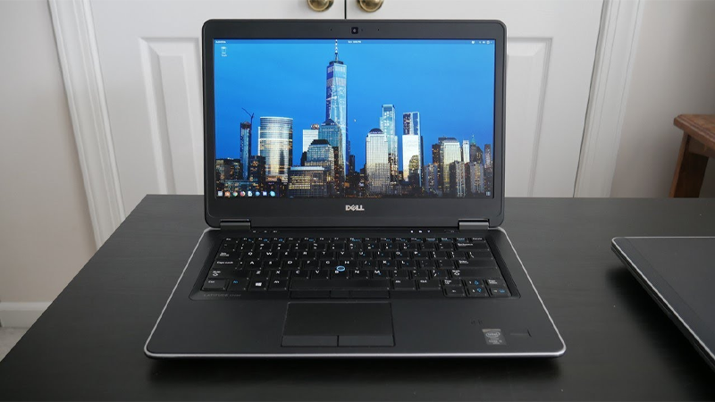 Laptop Dell Latitude E7440 với thiết kế ấn tượng 