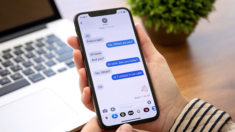 iMessage được cung cấp độc quyền trên các thiết bị Apple