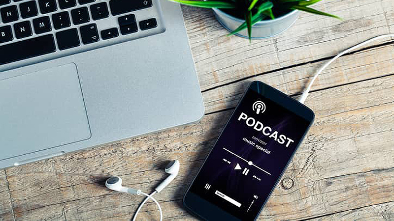 Podcast trên điện thoại